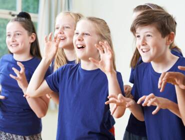 Zajęcia językowo-teatralne